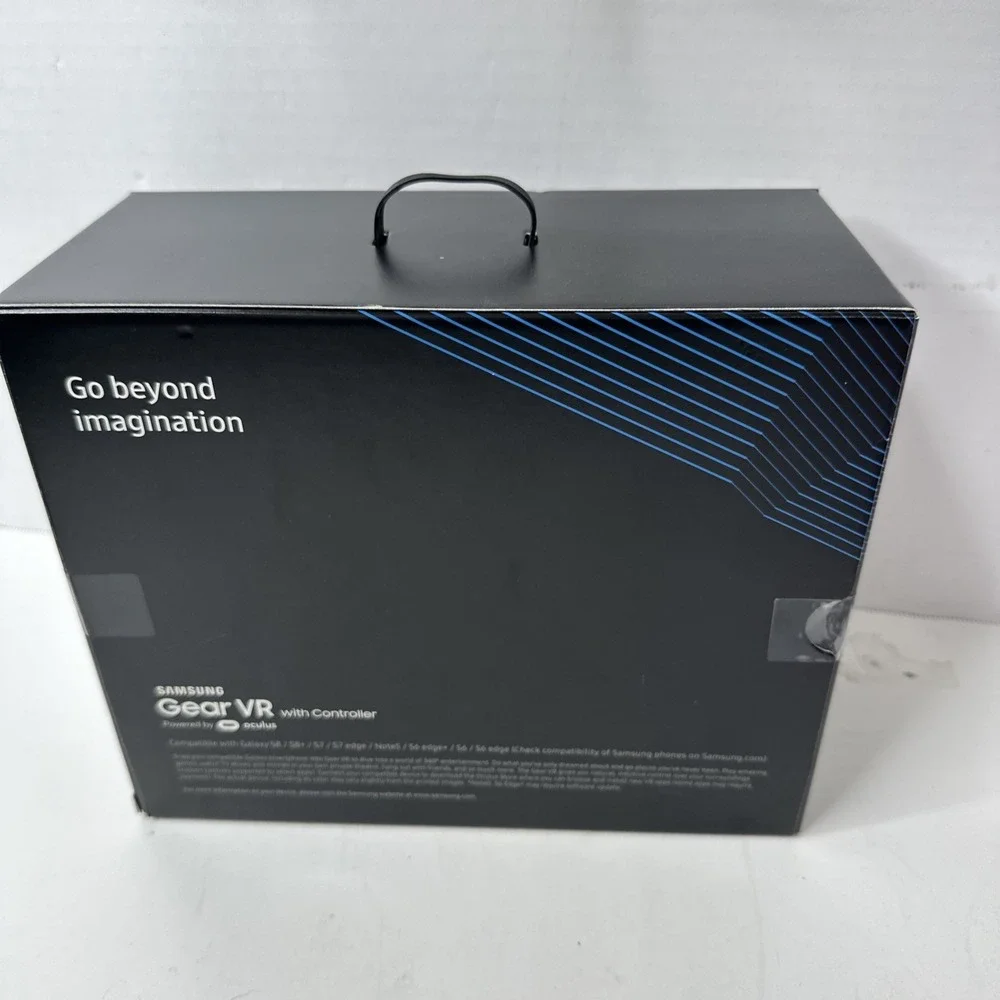 Samsung SM-R324 Gear VR W/Controller Powered by Oculus - Brand New Sealed